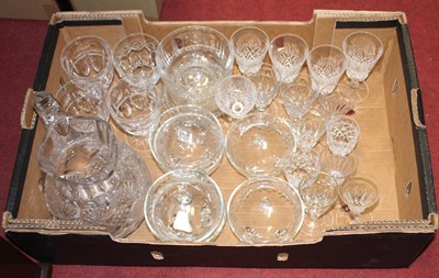 Lot 237 - A box of miscellaneous glassware, to include...