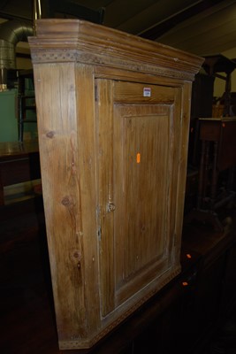Lot 1289 - A rustic pine single door hanging corner...