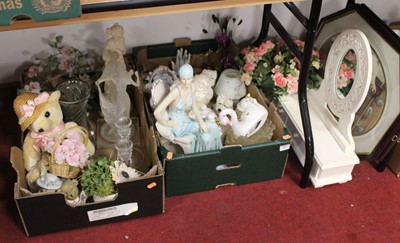 Lot 953 - Vendor 208 Two boxes of mixed effects to...