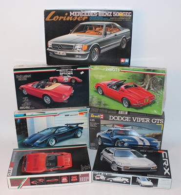 Lot 1203 - Seven various boxed 1/24 scale plastic high...