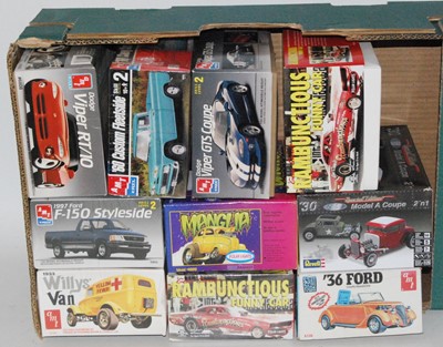 Lot 1222 - Ten various boxed Revell, AMT and Polar Lights...