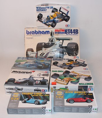 Lot 1225 - Eight various boxed mixed scale Formula One...