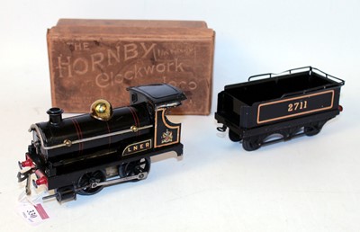 Lot 330 - 1926-8 No. 1 Hornby loco clockwork 0-4-0 with...