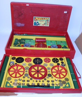 Lot 100 - 1950s Meccano No. 9A accessory outfit complete...