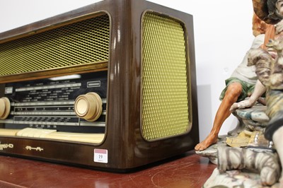 Lot 19 - A 1950s Polish Calypso 62015 radio, housed in...