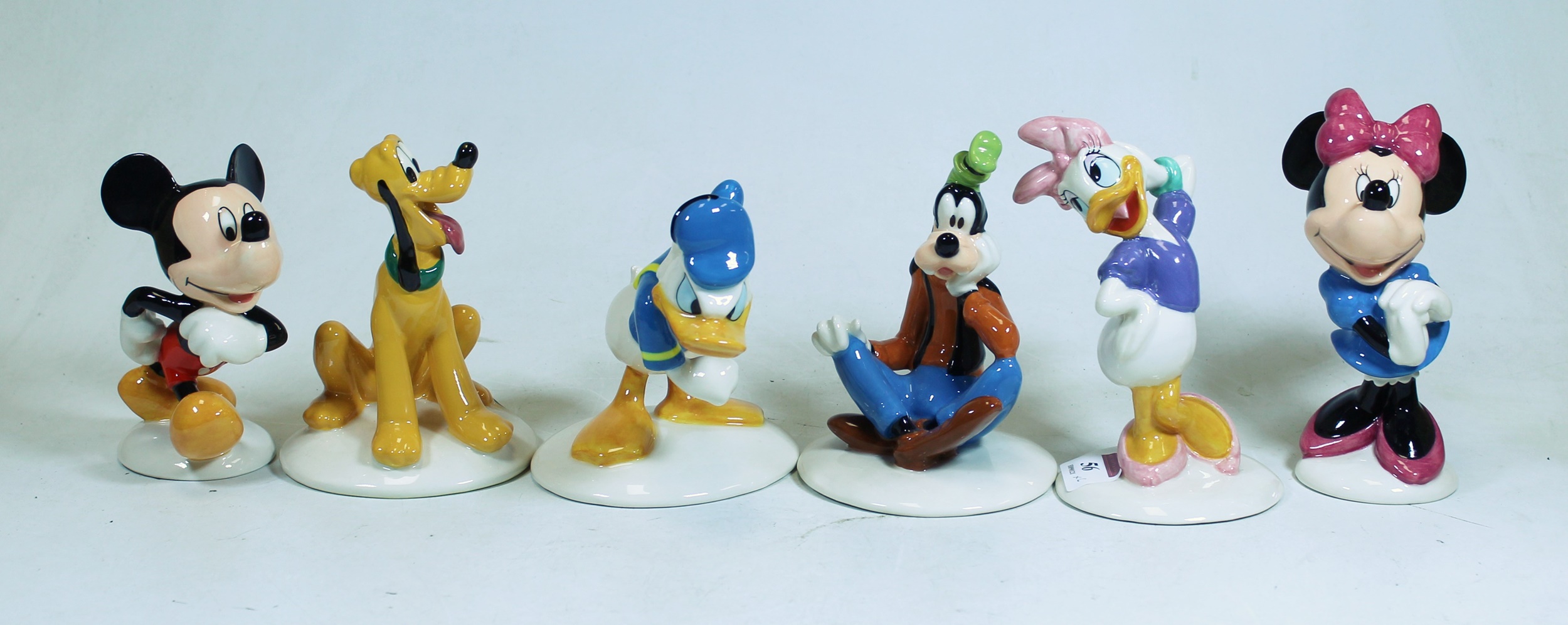 Disney store Royal Doulton Mickey Mouse & Minnie Mouse Someone Special 0679/2000