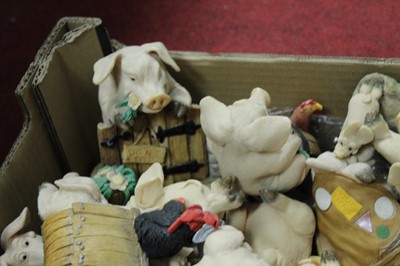 Lot 123 - A box of loose Piggin' Collectors Club figures,...