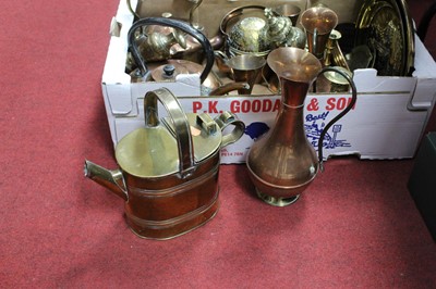 Lot 127 - A collection of miscellaneous metalware, to...