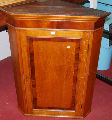 Lot 1112 - An early 19th century oak and mahogany ...