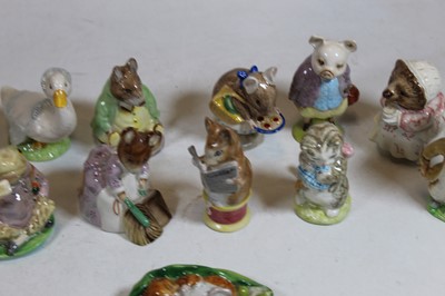 Lot 173 - A collection of twelve Beswick Beatrix Potter...