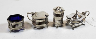 Lot 252 - A George V silver three-piece cruet, of...