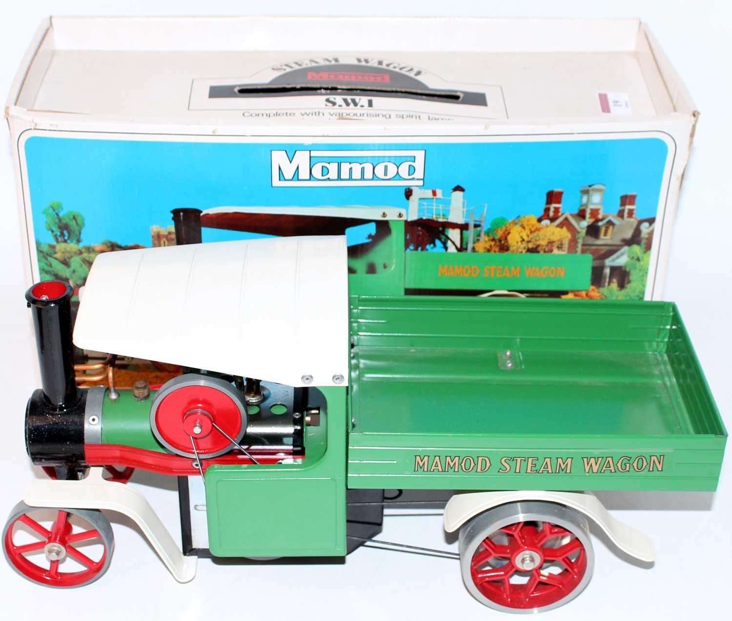 Lot 19 - A Mamod SW1 steam wagon comprising of green,...