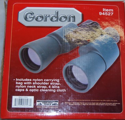 Lot 1222 - A pair of boxed binoculars, made by Gordon