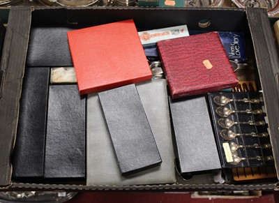 Lot 218 - A box of miscellaneous cased and loose...