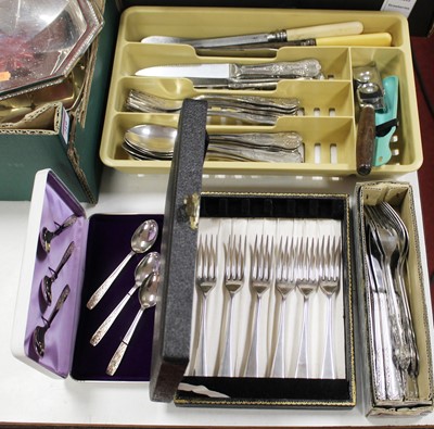 Lot 220 - A collection of miscellaneous stainless steel...
