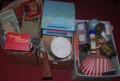 Lot 1260 - Three boxes of various toys including a Mettoy...