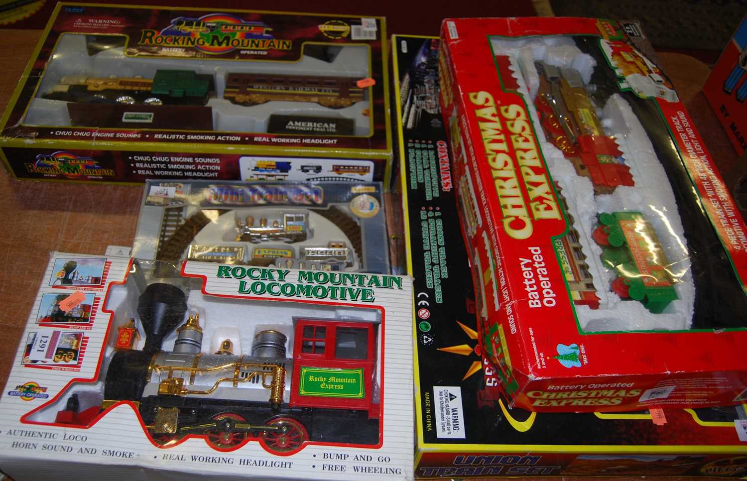 Lot 1291 - A battery operated boxed Union Train set, a...