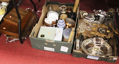 Lot 289 - A collection of miscellaneous items, to...