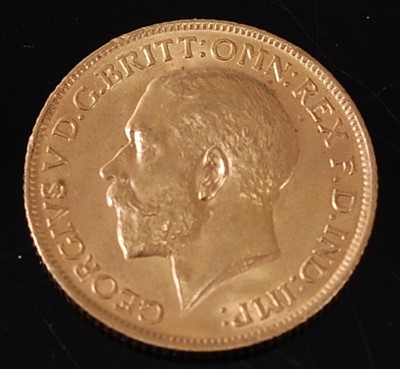 Lot 2049 - Great Britain, 1913 gold full sovereign,...