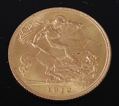 Lot 2021 - Great Britain, 1912 gold half sovereign,...