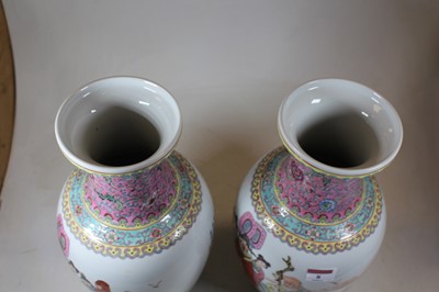 Lot 8 - A pair of 20th century Chinese famille rose...