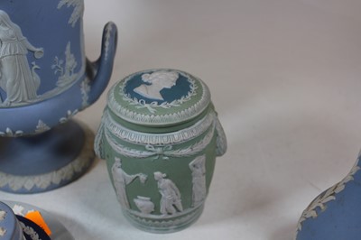Lot 34 - A collection of Wedgwood blue and green jasper...