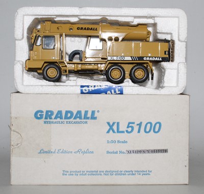 Lot 1939 - A Gradall limited edition replica 1/50 scale...