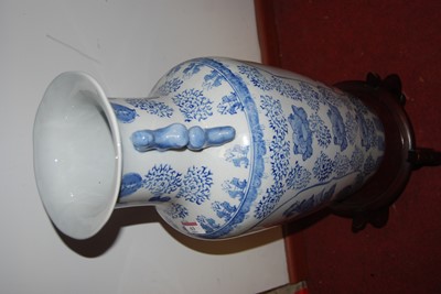 Lot 63 - A 20th century Chinese porcelain blue & white...
