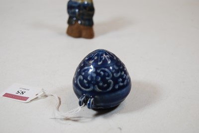 Lot 85 - A Chinese export porcelain miniature vase,...