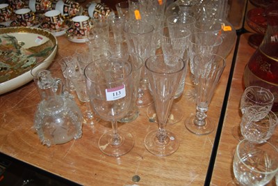 Lot 113 - A collection of miscellaneous glassware, to...