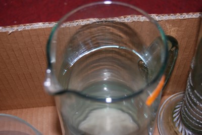 Lot 146 - A box of miscellaneous glassware, to include...