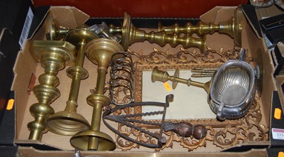 Lot 233 - Assorted metalware, to include various brass...