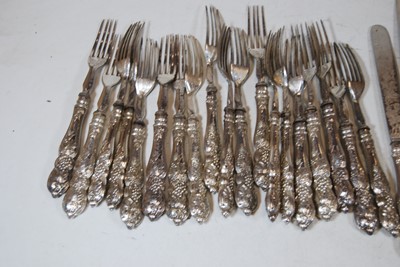 Lot 226 - A collection of loose 19th century flatware,...