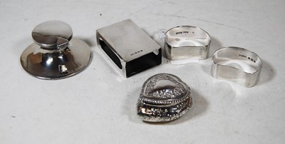 Lot 266 - A small collection of miscellaneous items, to...