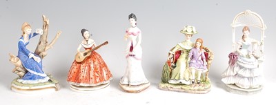 Lot 1043 - A collection of Royal Worcester porcelain...