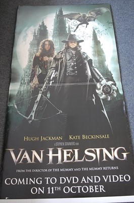Lot 564 - Van Helsing (2004), folding card pre release...