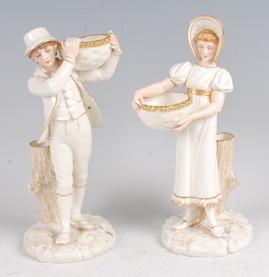 Lot 1033 - A pair of Worcester porcelain...