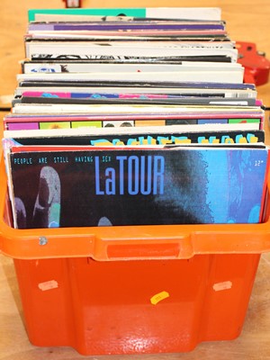 Lot 589 - A collection of assorted 12" vinyl, mainly...