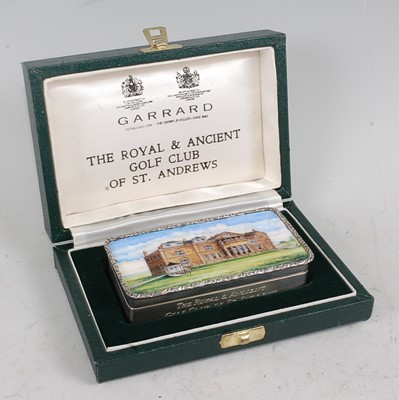 Lot 1112 - A Garrard & Co silver snuff box commemorating...