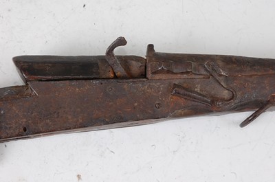 Lot 28 - * An early 19th century Indian matchlock...