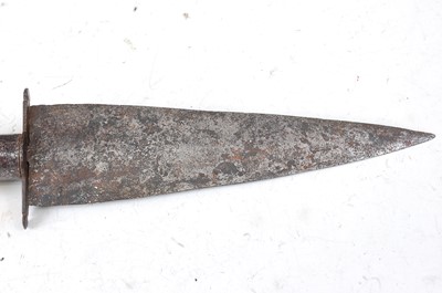 Lot 34 - * A 19th century African? dagger, having a...