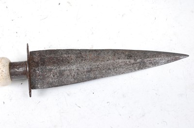 Lot 34 - * A 19th century African? dagger, having a...