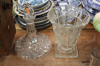 Lot 111 - A small collection of miscellaneous glassware,...