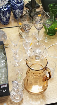 Lot 115 - A collection of miscellaneous glassware, to...
