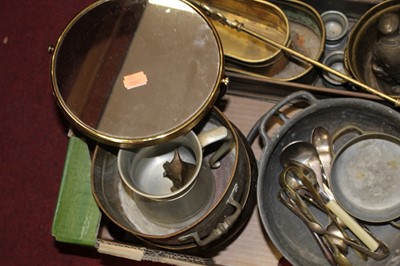 Lot 128 - A box of miscellaneous items, to include a...