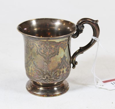 Lot 186 - A Victorian silver christening tankard with...
