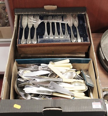 Lot 218 - A box of assorted silver plated wares, to...