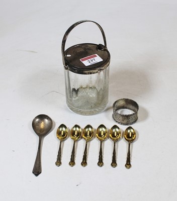Lot 237 - An early 20th century cut glass jar having a...