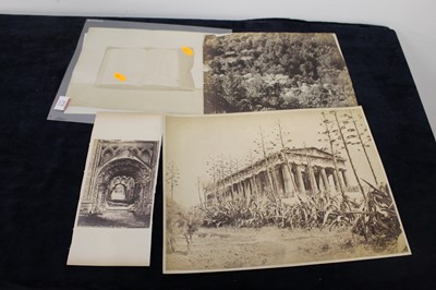 Lot 371 - A small collection of assorted architectural...