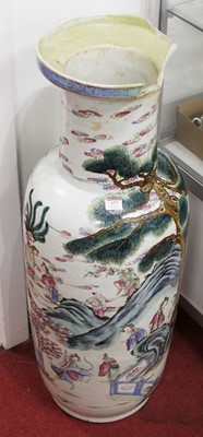Lot 377 - An large Chinese export floor vase, enamel...